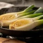 Poireaux : le geste tout simple d’un chef 3 étoiles pour les rendre ultra fondants en 3 minutes